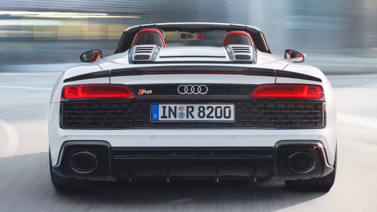 Prices and Specifications for Audi R8 Spyder 2024 in Saudi Arabia